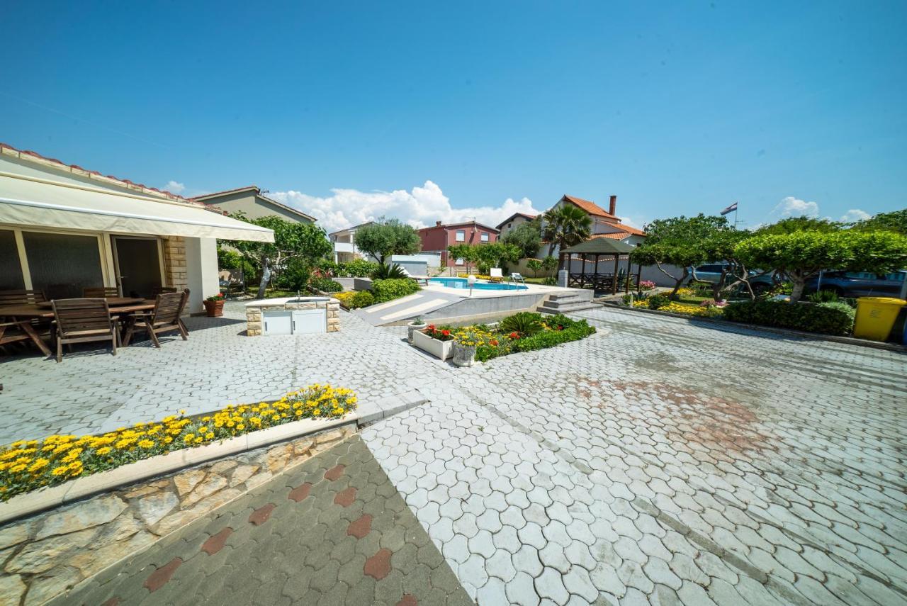 Villa Lulic Vir Εξωτερικό φωτογραφία