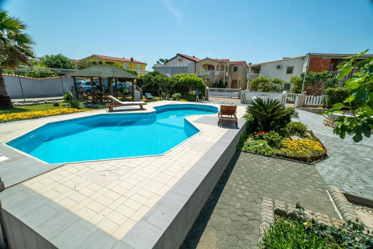 Villa Lulic Vir Εξωτερικό φωτογραφία
