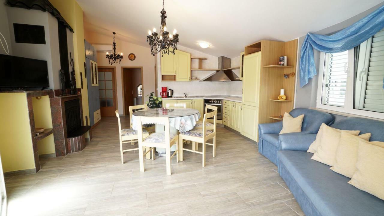 Villa Lulic Vir Εξωτερικό φωτογραφία